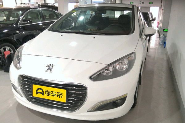 标致308 2013款 1.6L 自动风尚陈坤出色版最小离地间隙(mm)_车身图