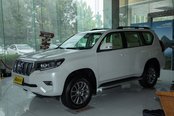 普拉多 2018款 3.5L 自动TX-L NAVI后挂备胎蓝牙/车载电话_智能互联图