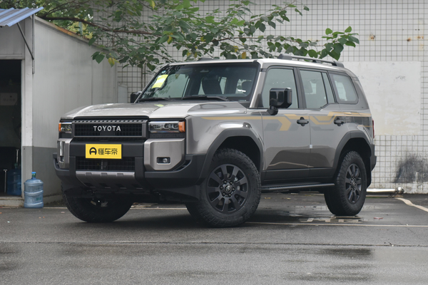 普拉多 2024款 2.4T 双擎 悍野WX版 6座方向盘功能_内部配置图