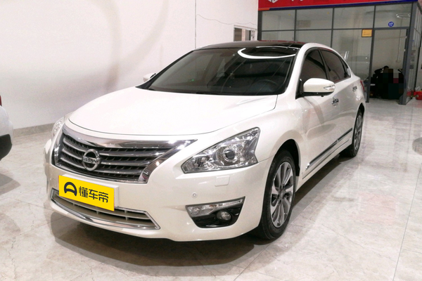 天籁 2014款 公爵 2.5L XV尊享版内后视镜功能_玻璃/后视镜图