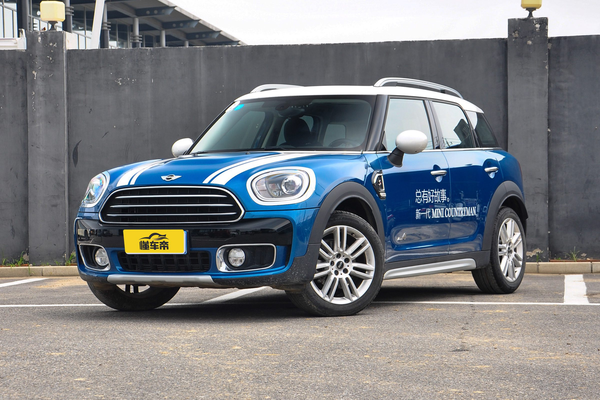 MINI COUNTRYMAN 2017款 1.5T COOPER ALL4 旅行家后排座椅放倒比例_座椅配置图