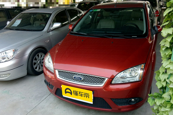 福克斯 2007款 三厢 2.0L 自动豪华型车身结构_车身图