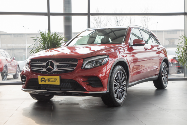 奔驰GLC 2019款 GLC 260 L 4MATIC 动感型第二排座椅功能_座椅配置图