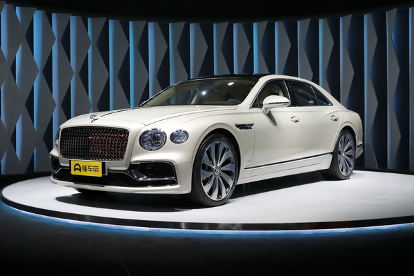 飞驰 2020款 6.0T W12 标准版级别_基本信息图