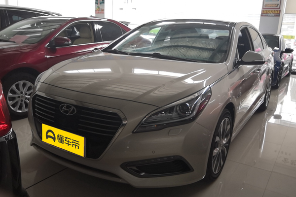 索纳塔九 2017款 1.6T DLX尊贵型电动车窗_玻璃/后视镜图