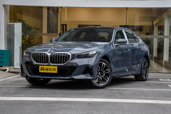 宝马5系 2025款 改款 525Li M运动套装转向类型_底盘/转向图