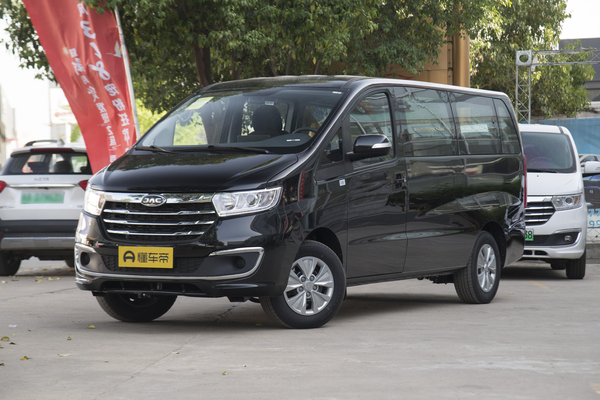 瑞风M3 2023款 PLUS 1.8L 7座智联版方向盘材质_内部配置图