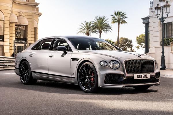 飞驰 2023款 4.0T V8 S外后视镜功能_玻璃/后视镜图