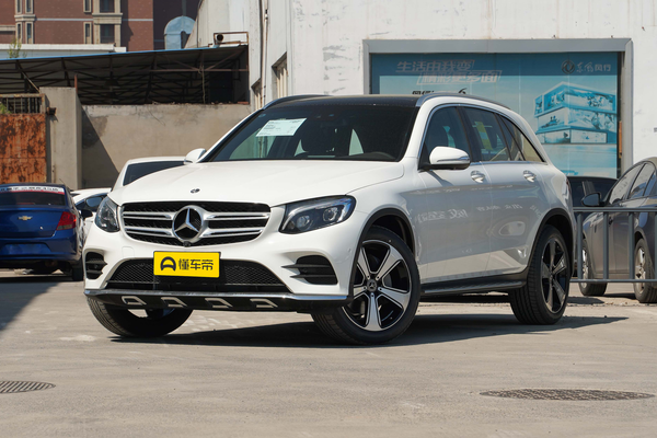 奔驰GLC 2019款 改款 GLC 300 L 4MATIC 动感型导航路况信息展示_智能互联图