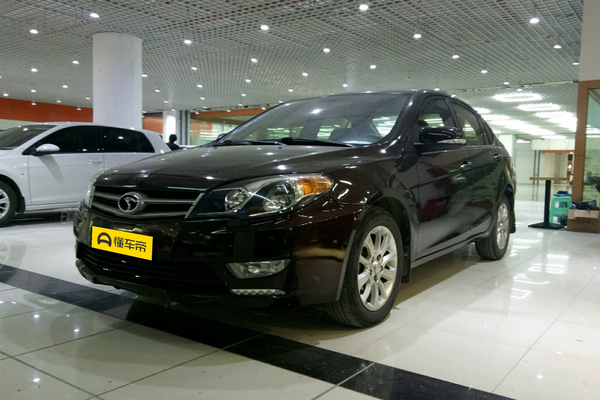 V5菱致 2013款 1.5L 手动旗舰型CNG供油方式_发动机图