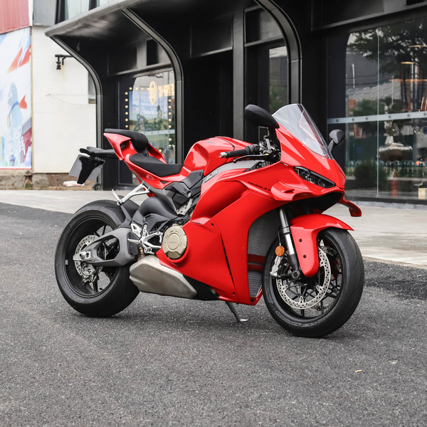 杜卡迪 Panigale V4 2025款 标准版级别_基本信息图