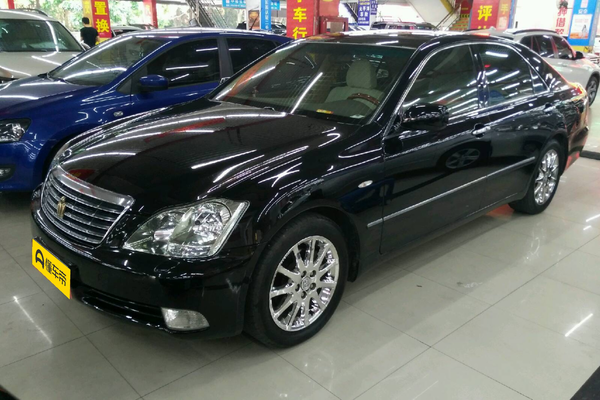 皇冠 2005款 3.0L Royal Saloon G VIPNEDC综合油耗(L/100km)_基本信息图