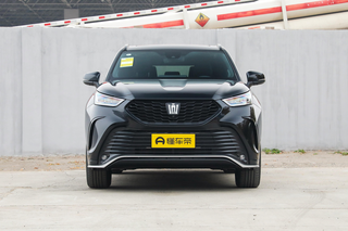 2023款一汽丰田皇冠陆放，2.0T+8AT，售价32.98万，值得入手吗？图2