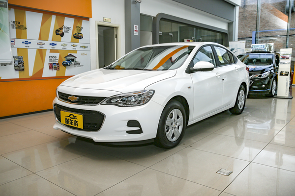 科沃兹 2018款 320 自动欣享天窗版厂商_基本信息图