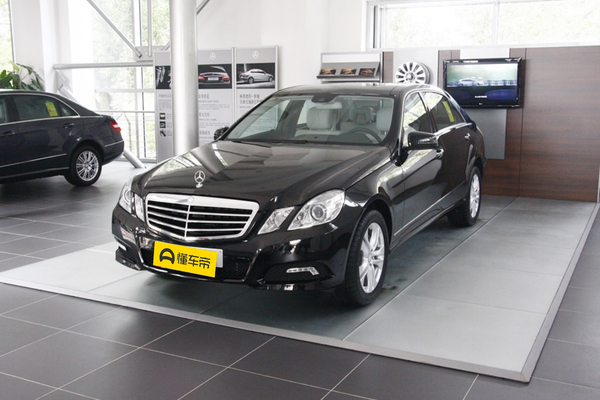 奔驰E级 2010款 E 300 L 时尚型NEDC综合油耗(L/100km)_基本信息图