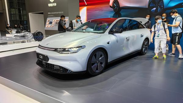 零跑C01 2022款 后驱标准续航版厂商_基本信息图