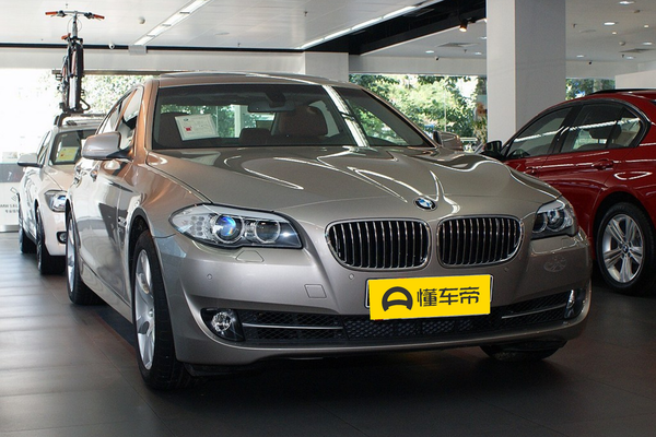 宝马5系(进口) 2012款 528i xDrive豪华型燃料形式_发动机图