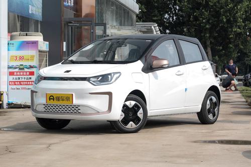 动力出色且实用，小编实测思皓E10X