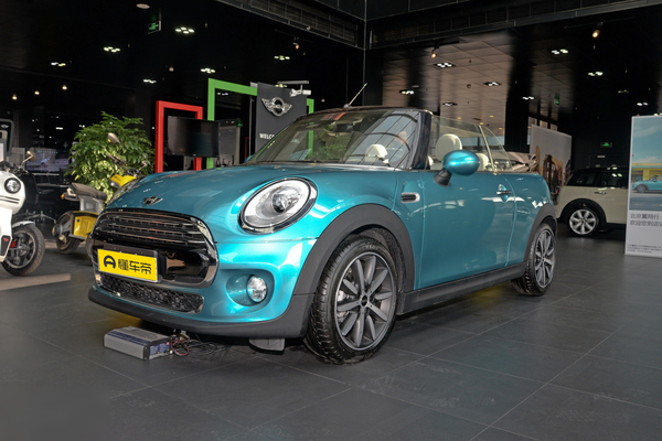 MINI 2016款 1.5T COOPER CABRIO 加勒比蓝限量版轴距(mm)_车身图