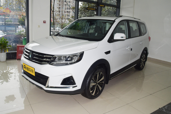 风行SX6 2022款 1.6L 手动尊享型青春版厂商_基本信息图