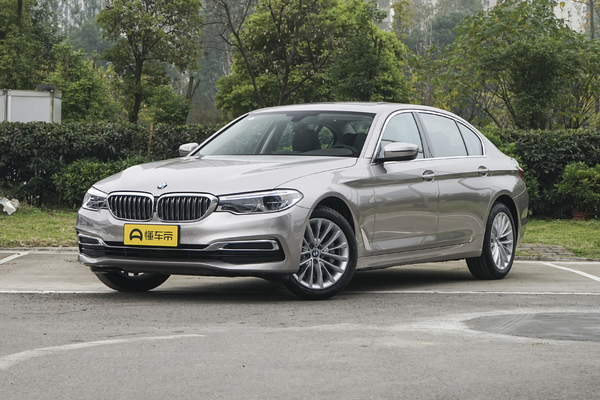 宝马5系 2020款 530Li xDrive 豪华套装后悬挂形式_底盘/转向图