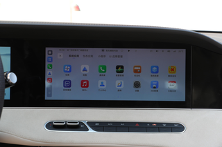 优惠后10.98万起，轴距2810mm+百公里油耗4.79L，荣威D7 DMH香吗？图9