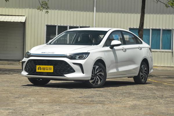 北京U5 PLUS 2023款 1.5L CVT尊贵运动版厂商_基本信息图