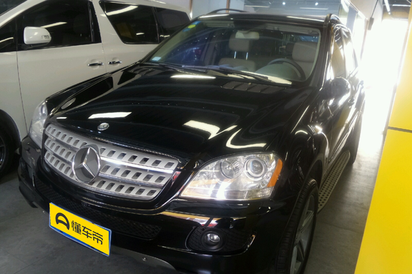 奔驰M级 2006款 ML 350 尊贵型厂商_基本信息图