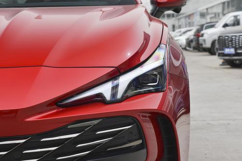 上汽轿跑MG7，1.5T高配车型起售价13.78万，到底有没有料？