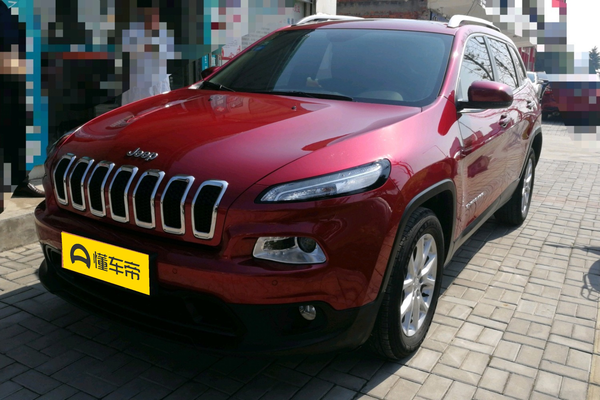 自由光 2016款 2.4L 领先版油箱容积(L)_车身图
