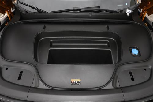 定位中型纯电SUV，续航705km，配800V快充，解读极氪7X实力如何