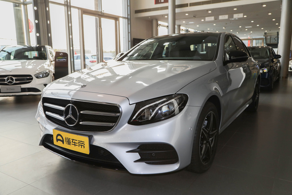 奔驰E级(进口) 2020款 E 260 运动版中控屏尺寸_智能互联图