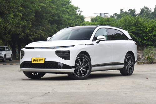 小鹏汽车出招了！小鹏G9限时优惠4万，标配800V+高阶智驾，带劲