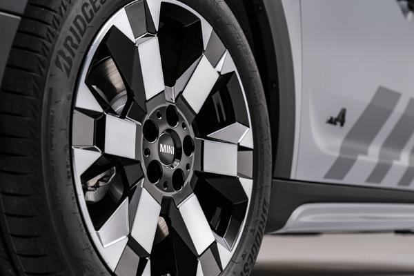 MINI COUNTRYMAN ELECTRIC 2021款 基本型厂商_基本信息图