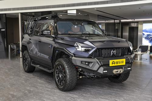 高端越野SUV，东风猛士917高地雄狮版指导价69.9万，带劲吗？