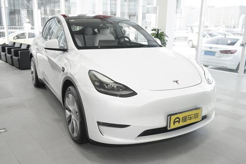 同级难逢对手？2022款Model Y顶配版产品力几何？深度解读来了