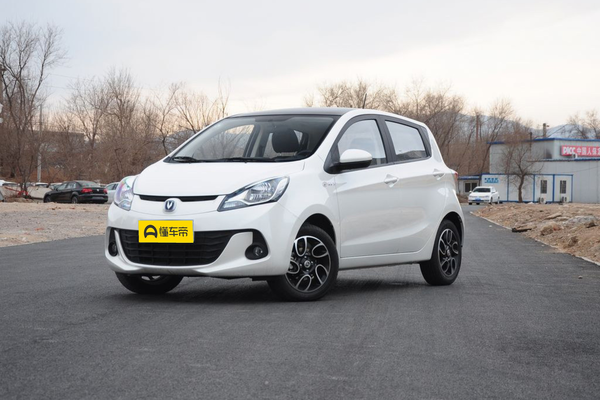 奔奔 2015款 1.4L 手动天窗版 国IV厂商_基本信息图