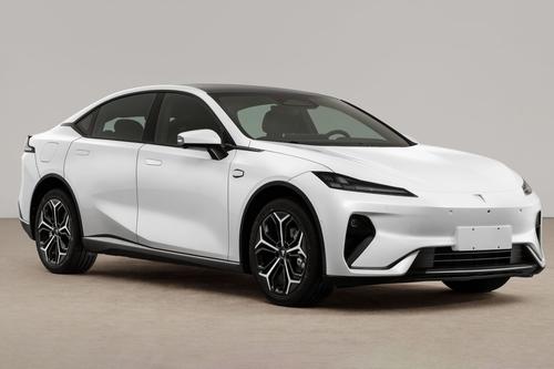 华为赋能，将搭载鸿蒙OS车机系统？全新深蓝L07最新信息曝光