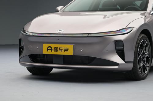 15万级高颜值轿跑，五横九纵+溜背+无框门，支持全地形驾控，带劲