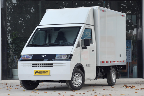 大力牛魔王D05 2023款 180km 铁牛厢式舒适型高顶厂商_基本信息图