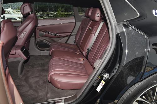 腾势Z9GT开启首批交付，售价33.48万元起