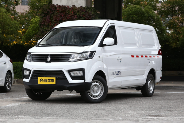 博腾V2 2022款 1.5L 厢货版舒适型厂商_基本信息图