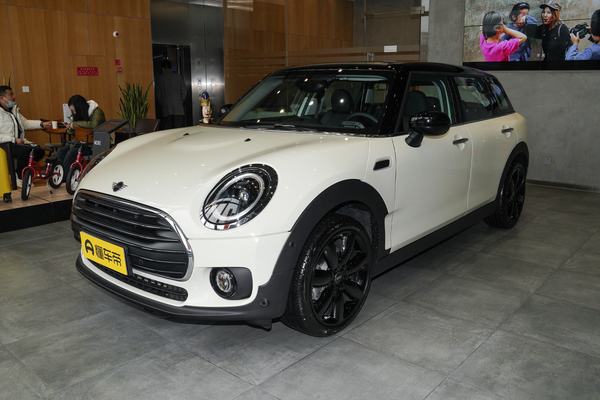 MINI CLUBMAN 2022款 改款 1.5T COOPER厂商_基本信息图