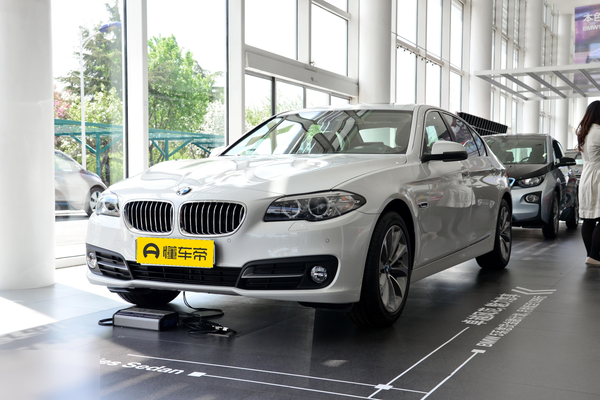 宝马5系 2017款 525Li 领先型级别_基本信息图