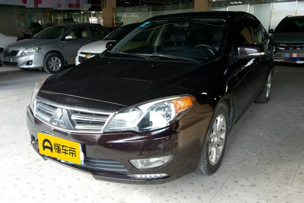 V5菱致 2014款 1.5L CVT豪华型液晶仪表样式_内部配置图