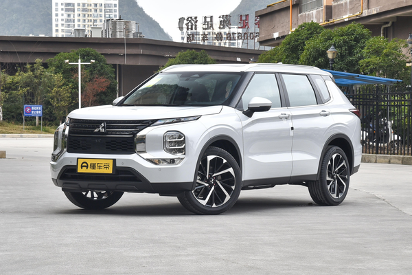 欧蓝德 2023款 1.5T CVT两驱尊享版 5座厂商_基本信息图