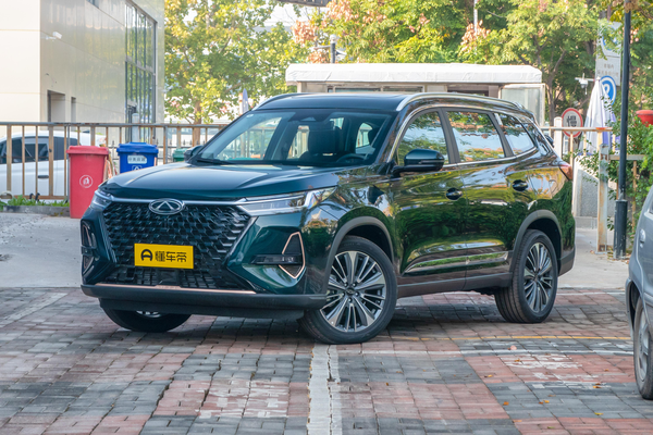 瑞虎8 PRO 2025款 390T 两驱尊贵版Ⅰ厂商_基本信息图