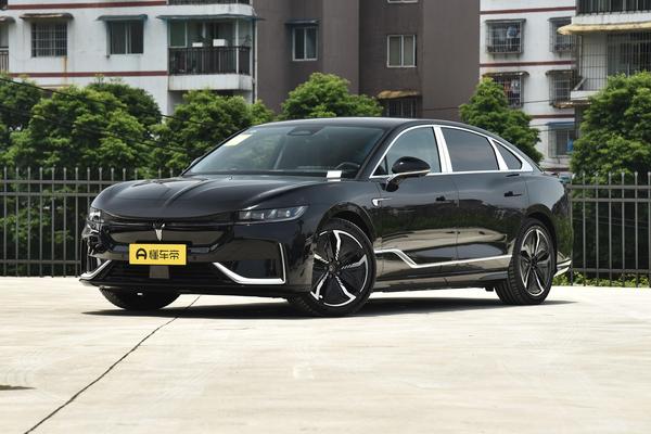 岚图追光 EV 2023款 580km 标准版最大扭矩(N·m)_基本信息图