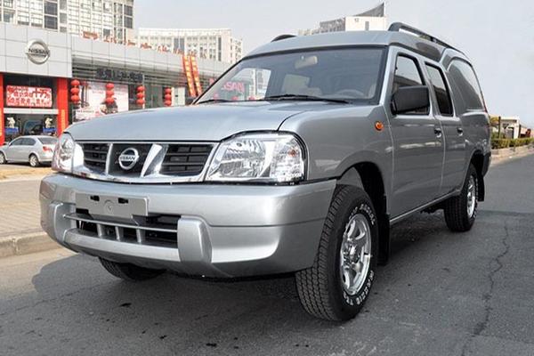 日产ZN厢式车 2008款 2.4 手动 四驱高级型座位数(个)_车身图
