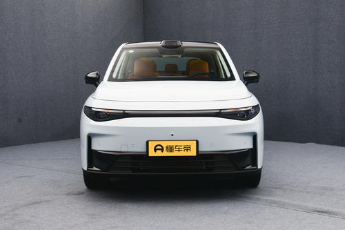 起售12.88万，前后排放倒当床，舒适宽敞还好开，这车家用带劲！